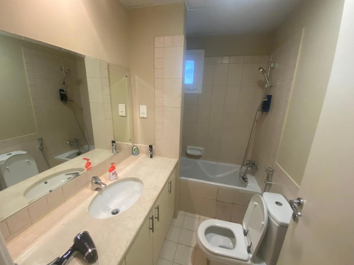 Spacious 4-Bedroom Villa, Children Friendly Dubai Dış mekan fotoğraf