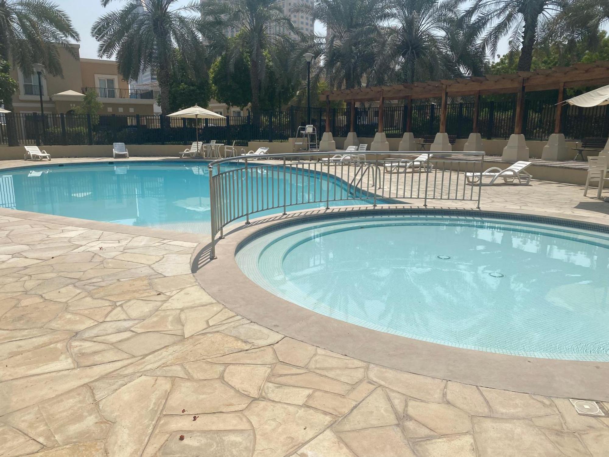 Spacious 4-Bedroom Villa, Children Friendly Dubai Dış mekan fotoğraf